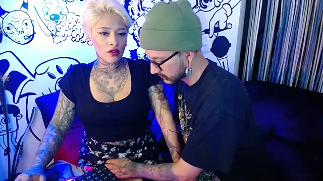 Snapshot of tatouagendecouple chatting on 5, 1, 2025 tatouagendecouple online show from 5, 1, 2025