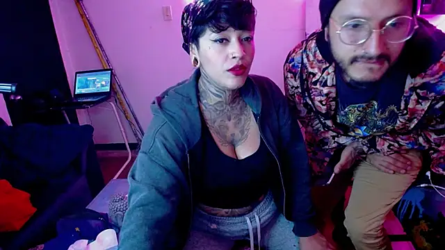 Snapshot of tatouagendecouple chatting on 9, 9, 2025 tatouagendecouple online show from 9, 9, 2025