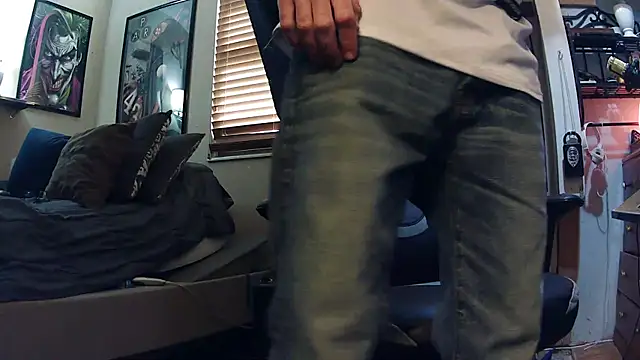 slutty guy12 online show from 6, 3, 2025