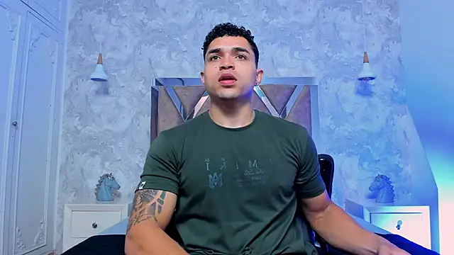 Snapshot of gerson_zt chatting on 10, 10, 2025 gerson zt online show from 10, 10, 2025