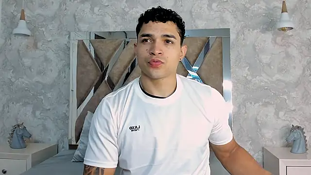 Snapshot of gerson_zt chatting on 22, 10, 2025 gerson zt online show from 22, 10, 2025