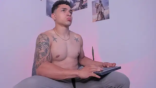 Snapshot of gerson_zt chatting on 18, 11, 2025 gerson zt online show from 18, 11, 2025