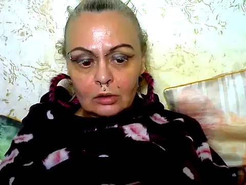 Snapshot of Gardener_of_Illusions chatting on 7, 5, 2026 Gardener of Illusions online show from 7, 5, 2026