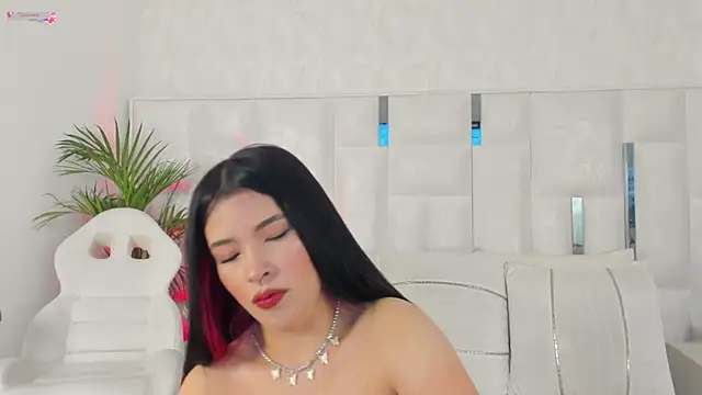 im nika  online show from 25, 10, 2025