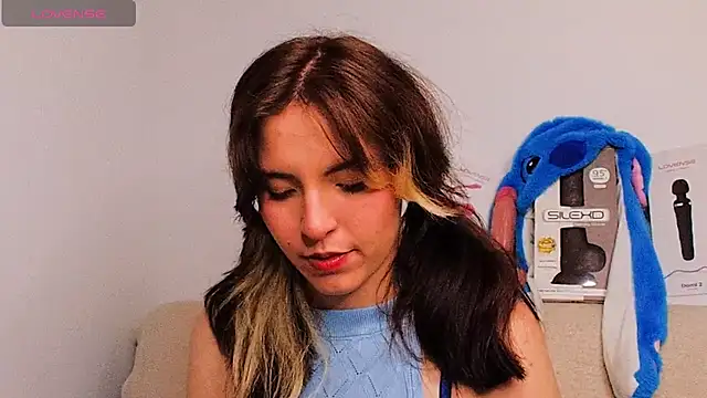 cherrybom969 online show from 15, 1, 2025