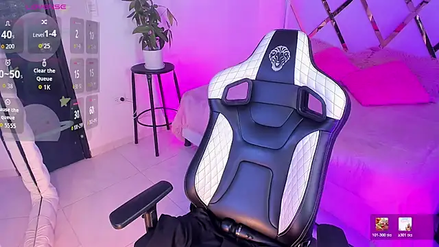 sexyy kitty18 online show from 5, 4, 2026