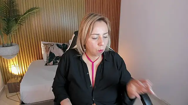 andre soto  online show from 29, 12, 2024