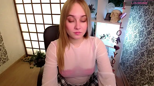 LianaBright online show from 25, 12, 2024