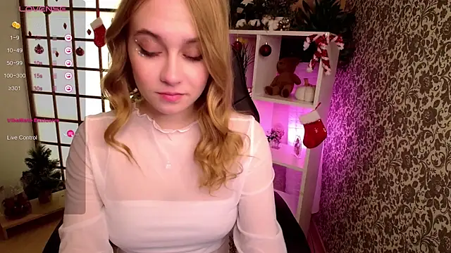 LianaBright online show from 4, 1, 2025