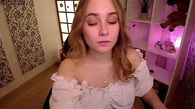 LianaBright online show from 21, 1, 2025