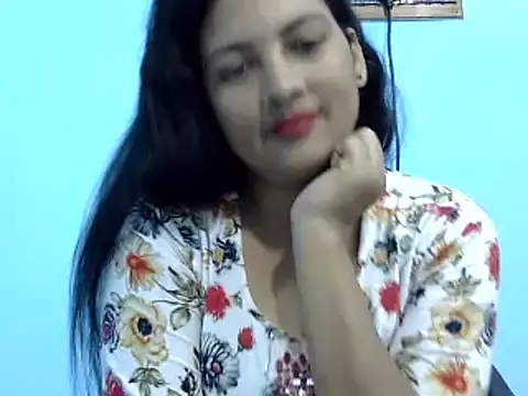 Snapshot of tripti2 chatting on 22, 2, 2025 tripti2 online show from 22, 2, 2025