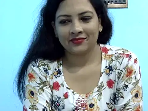 Snapshot of tripti2 chatting on 26, 2, 2025 tripti2 online show from 26, 2, 2025