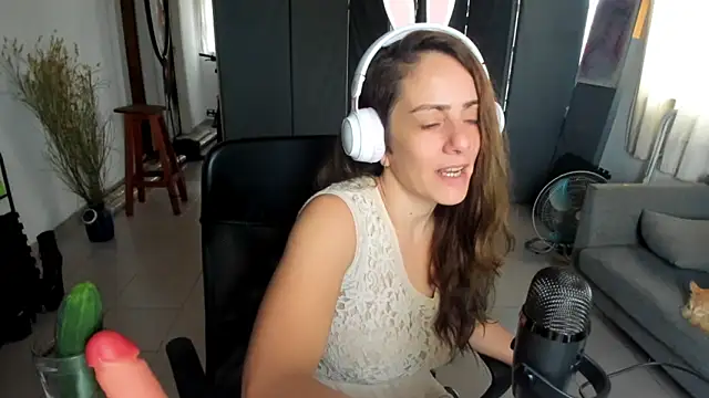 jessiburningheels online show from 3, 3, 2025