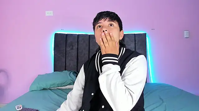 AbbySmiitth  online show from 28, 1, 2025