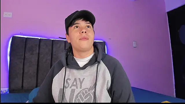 AbbySmiitth  online show from 1, 2, 2025