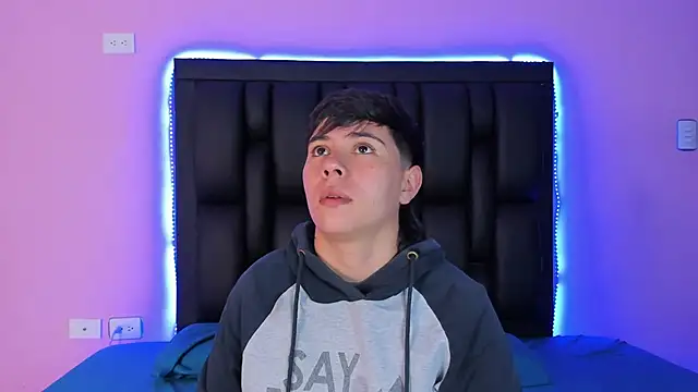 AbbySmiitth  online show from 24, 2, 2025