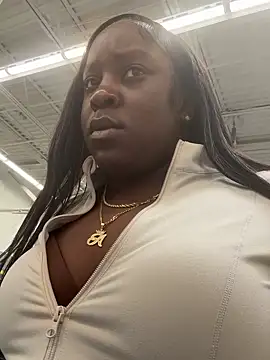 Snapshot of Insultedbalceni chatting on 11, 3, 2025 Insultedbalceni online show from 11, 3, 2025