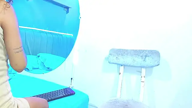 Snapshot of minimi_naty chatting on 11, 12, 2024 minimi naty online show from 11, 12, 2024