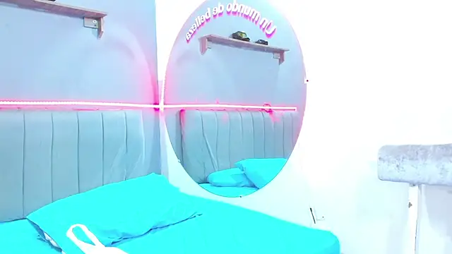 Snapshot of minimi_naty chatting on 21, 12, 2024 minimi naty online show from 21, 12, 2024