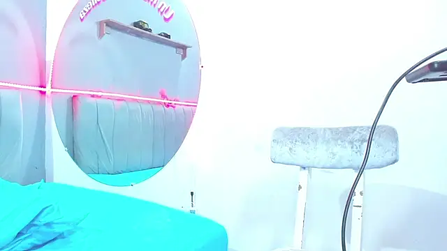 Snapshot of minimi_naty chatting on 27, 12, 2024 minimi naty online show from 27, 12, 2024