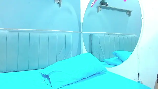 Snapshot of minimi_naty chatting on 28, 12, 2024 minimi naty online show from 28, 12, 2024