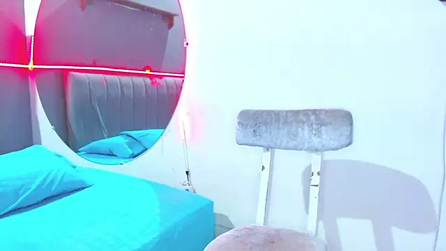 Snapshot of minimi_naty chatting on 20, 1, 2025 minimi naty online show from 20, 1, 2025