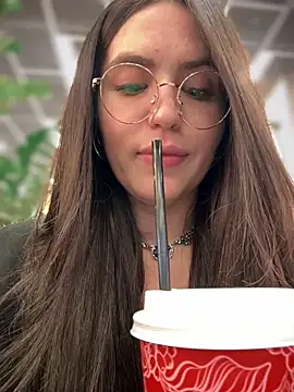 meow girl online show from 19, 9, 2025