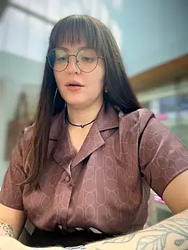 meow girl online show from 13, 7, 2026