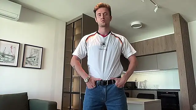 Snapshot of cute_mark chatting on 17, 7, 2026 cute mark online show from 17, 7, 2026