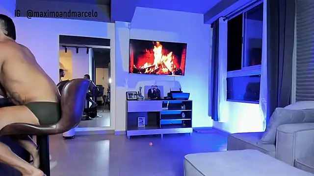 Maximo Marcelo online show from 14, 1, 2025