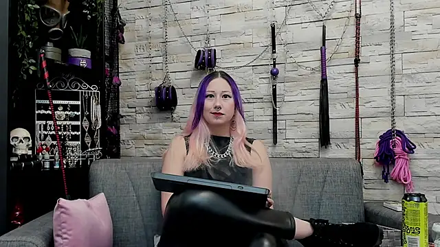 CruelMistress online show from 20, 11, 2025