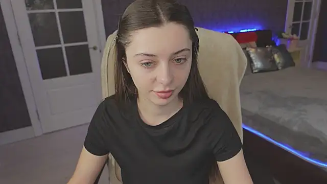 DinaCandy online show from 13, 2, 2025