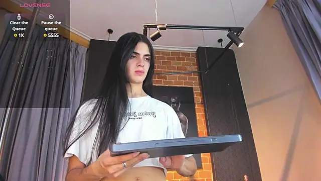 Snapshot of Venusflame__ chatting on 25, 1, 2025 Venusflame online show from 25, 1, 2025
