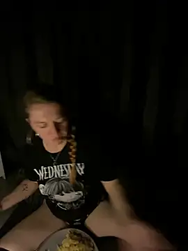 Stoner BarbieXX online show from 5, 8, 2026