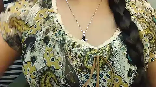 Snapshot of SabrinaNoor chatting on 2, 1, 2025 SabrinaNoor online show from 2, 1, 2025