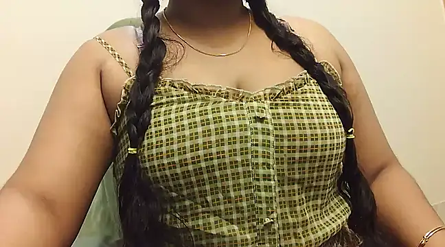Snapshot of SabrinaNoor chatting on 15, 2, 2025 SabrinaNoor online show from 15, 2, 2025