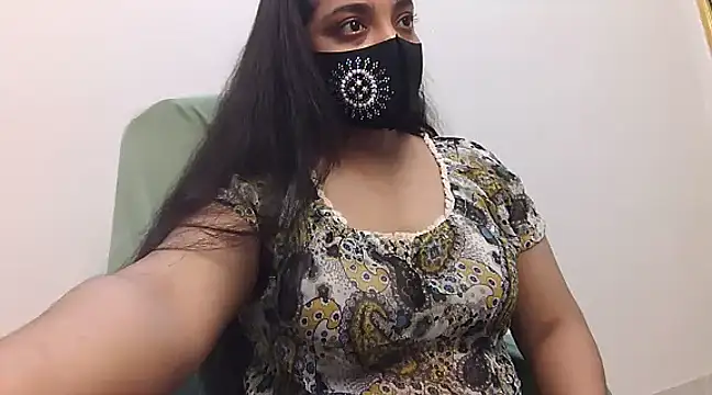 Snapshot of SabrinaNoor chatting on 17, 2, 2025 SabrinaNoor online show from 17, 2, 2025