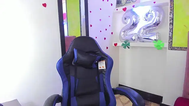 zoe connor19 online show from 14, 4, 2026