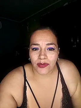 Snapshot of emily_sweet13 chatting on 3, 5, 2026 emily sweet13 online show from 3, 5, 2026