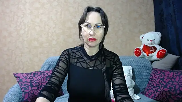 Snapshot of MilfBrunet chatting on 27, 2, 2025 MilfBrunet online show from 27, 2, 2025