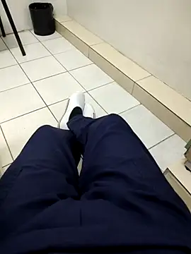 gatmoreno1 online show from 23, 9, 2025