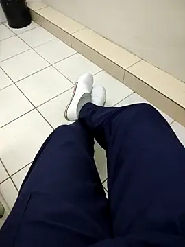 gatmoreno1 online show from 2, 10, 2025