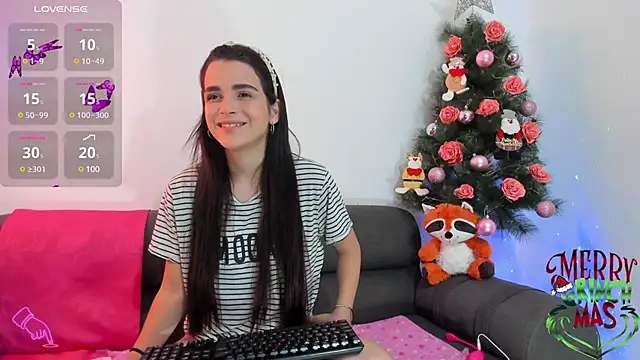 Snapshot of Chloesmithx_ chatting on 15, 12, 2024 Chloesmithx  online show from 15, 12, 2024