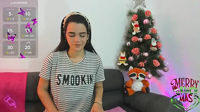 Snapshot of Chloesmithx_ chatting on 15, 12, 2024 Chloesmithx  online show from 15, 12, 2024