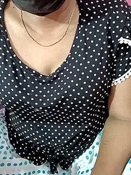 tamil-varshu online show from 4, 12, 2024