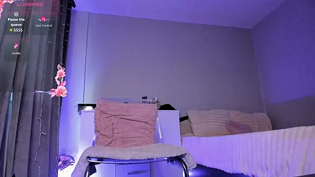 kyliejo18 online show from 22, 6, 2026