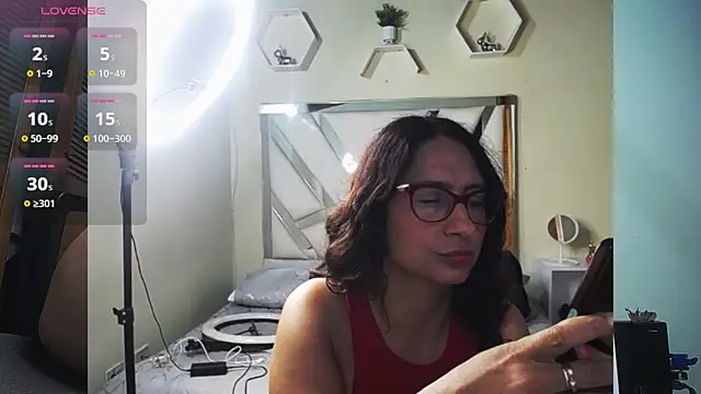 Snapshot of marilynetthan chatting on 18, 5, 2026 marilynetthan online show from 18, 5, 2026