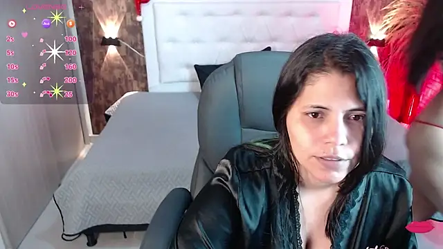 Snapshot of dulce__love69 chatting on 6, 12, 2024 dulce love69 online show from 6, 12, 2024