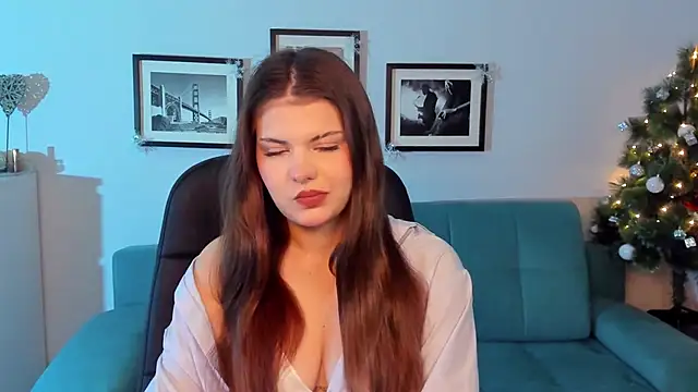 AdeliaKiss online show from 6, 1, 2025