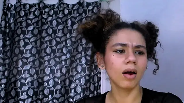 diamonmeli online show from 3, 3, 2025